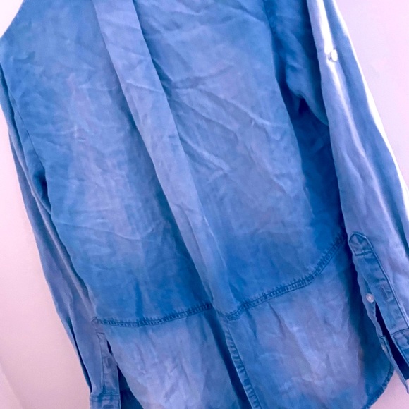 Bella Dahl Denim Button-Up Shirt medium wash LIKE NEW never worn Size XS - Picture 6 of 16